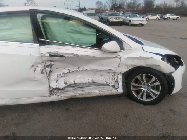 Hyundai ELANTRA GT 2013 KMHD35LE8DU032041 Image 6