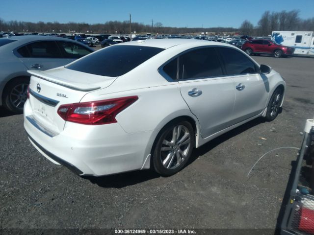 1N4BL3AP1HC210989 Nissan Altima 3.5 Sl