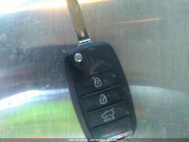 KNDMA5C14K6508987 KIA Sedona L