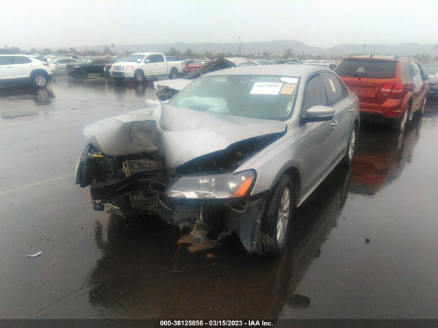 1VWAH7A30EC014904 Volkswagen Passat Wolfsburg Ed