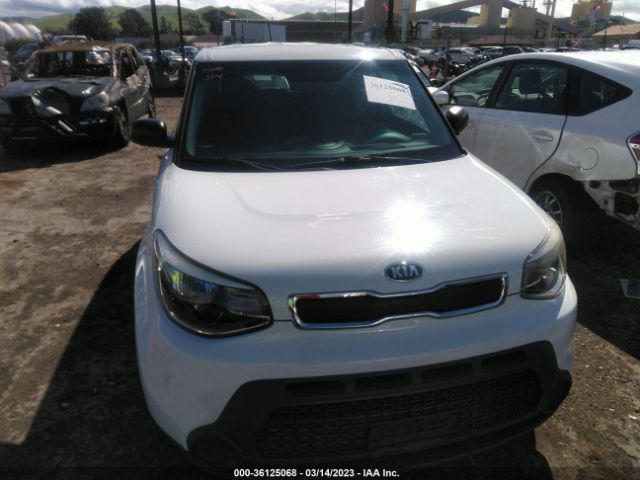KNDJN2A22F7800879 KIA Soul Base