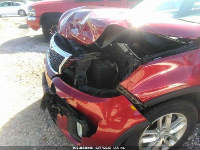 5XYKT3A62FG575885 KIA SORENTO LX