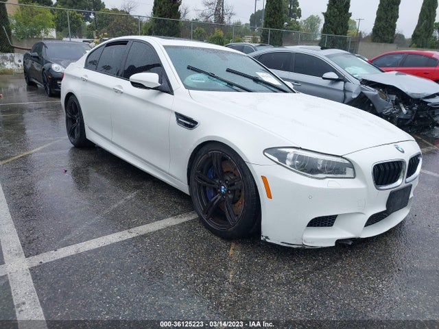 2014 BMW M5, VIN: WBSFV9C56ED593539