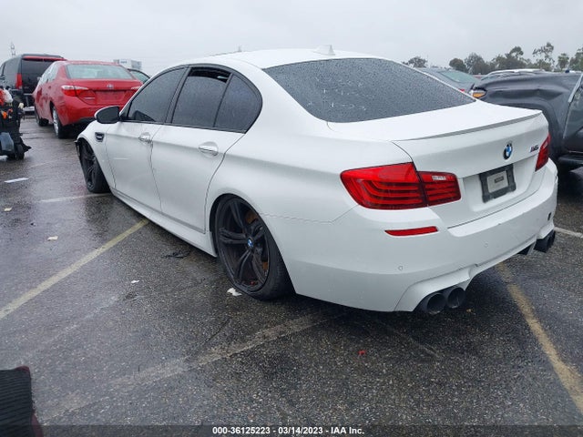 2014 BMW M5, VIN: WBSFV9C56ED593539
