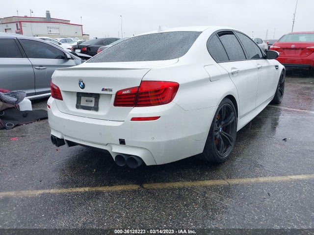 2014 BMW M5, VIN: WBSFV9C56ED593539
