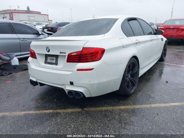WBSFV9C56ED593539 BMW M5