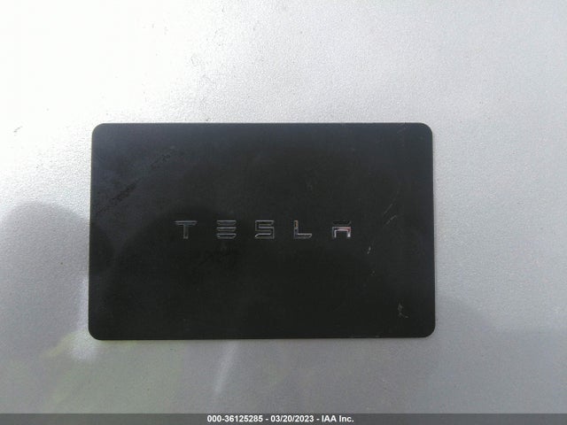 5YJYGDEF3LF001829 Tesla Model Y Long Range/performance