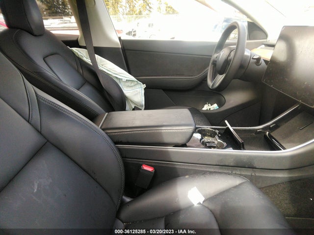 5YJYGDEF3LF001829 Tesla Model Y Long Range/performance