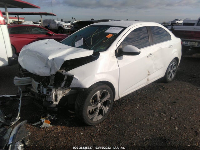 Chevrolet Sonic Premier 2017 1G1JF5SB3H4128549 Image 2