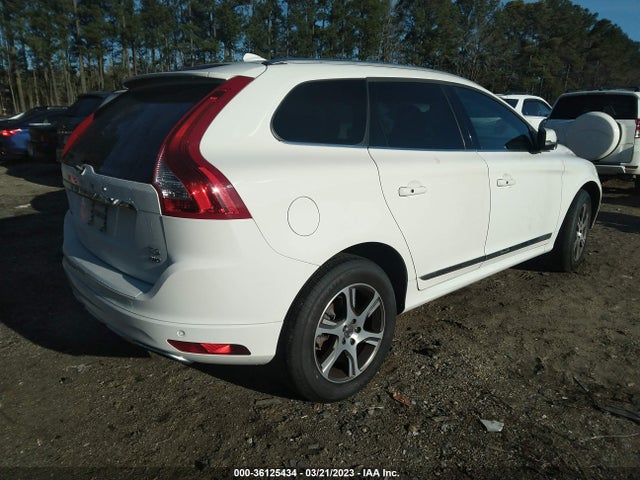 2015 Volvo XC60, VIN: YV4902RK8F2687729