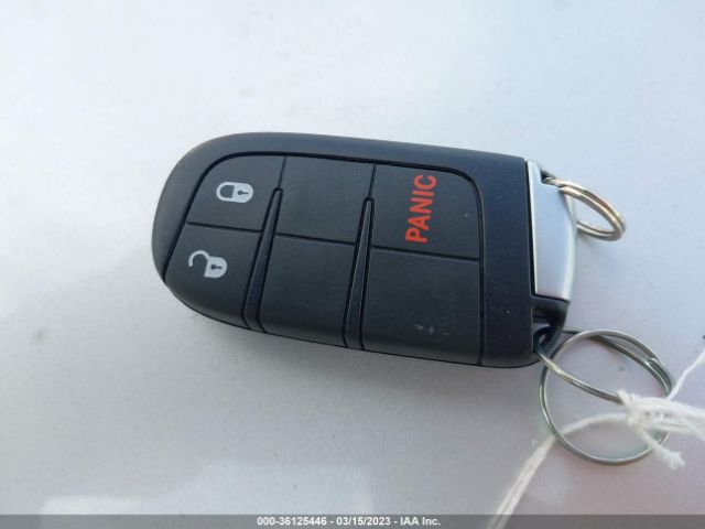 3C4PDCBB2KT857137 Dodge JOURNEY SE