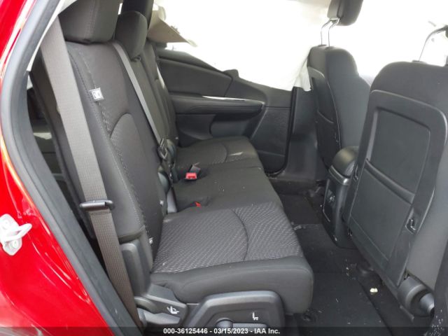 3C4PDCBB2KT857137 Dodge JOURNEY SE