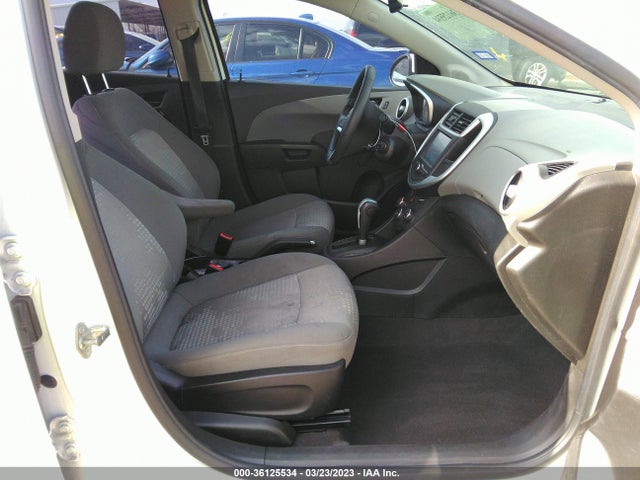 Chevrolet Sonic Ls Auto 2017 1G1JB5SH9H4146182 Image 5