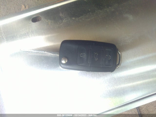 2008 VOLKSWAGEN EOS TURBO/KOMFORT VIN: WVWBA71F78V019144