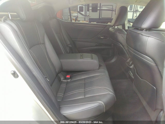 58AEA1C17PU027944 Lexus Es Es 300h Luxury