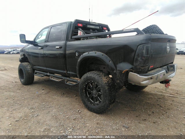 3C6UR5DL2HG653016 RAM 2500 Slt