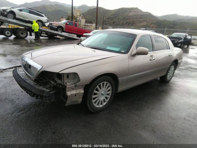 1LNHM81W03Y694506 Lincoln Town Car