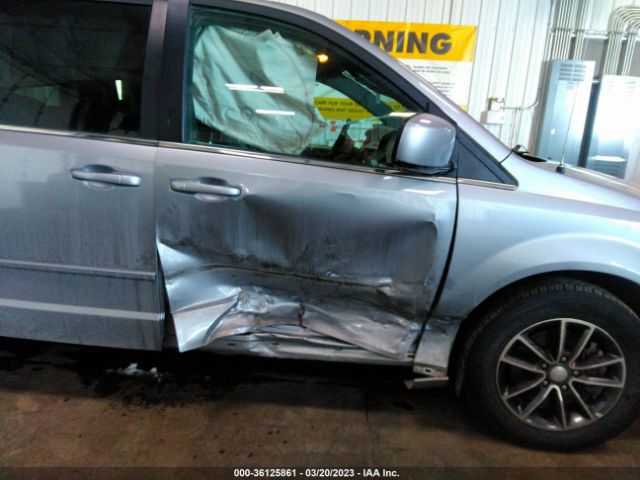 2C4RDGCG5HR852780 Dodge Grand Caravan Sxt