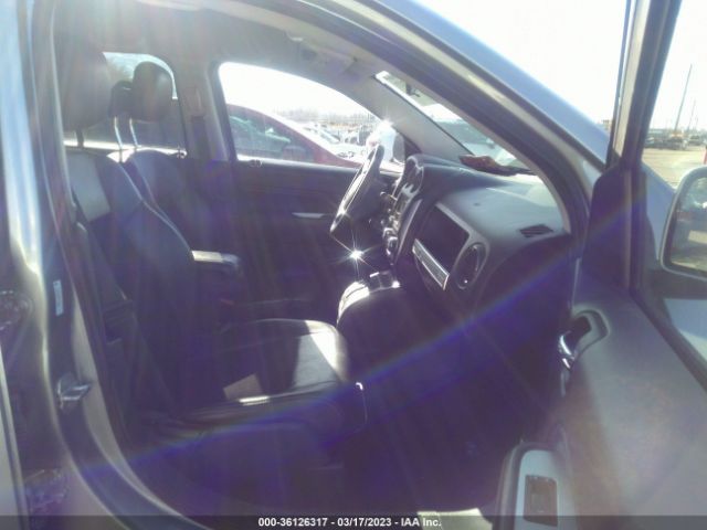 1C4NJDEB9FD177104 Jeep Compass Latitude