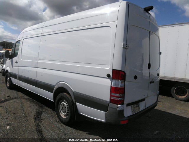 Mercedes-Benz SPRINTER CARGO VANS 2015 WD3PE8CC6FP129651 Image 4