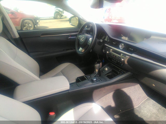 JTHBK1GG7J2261786 Lexus Es Es 350