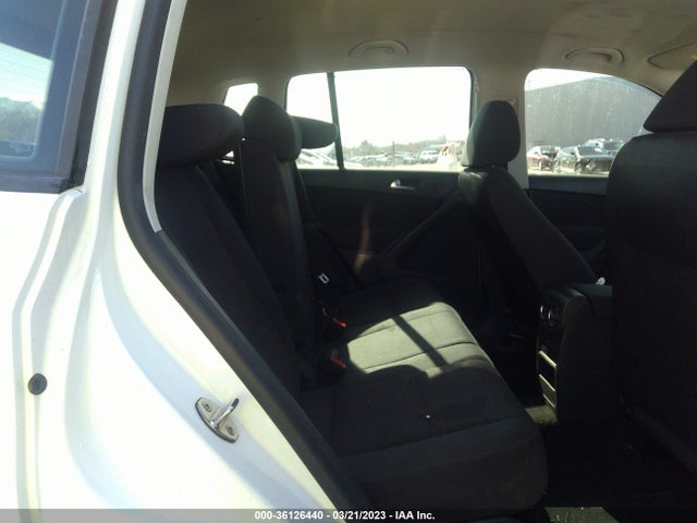WVGBV3AX4EW574446 Volkswagen TIGUAN S