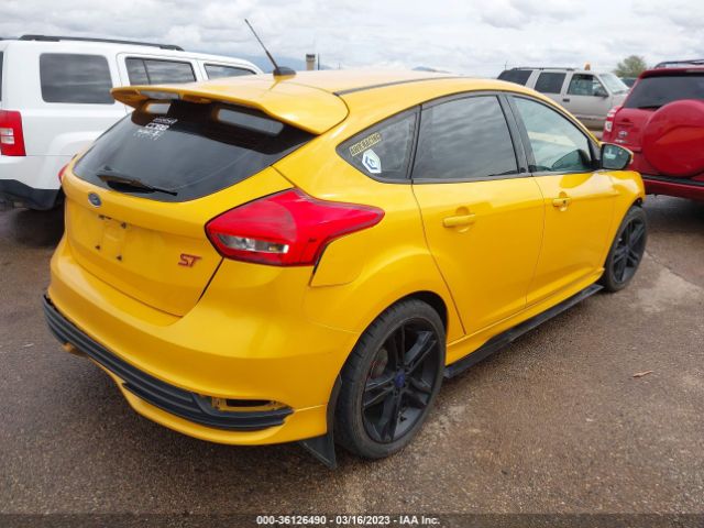 1FADP3L95GL363823 Ford FOCUS ST