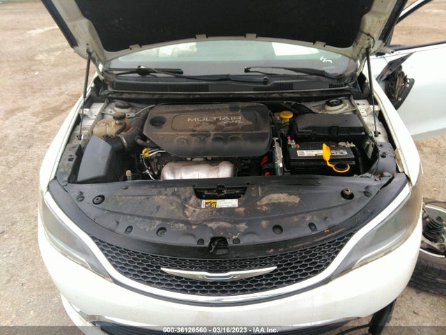 Chrysler 200 Limited Platinum 2017 1C3CCCAB1HN506414 Image 10