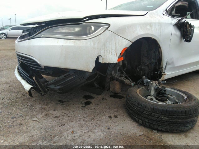 Chrysler 200 Limited Platinum 2017 1C3CCCAB1HN506414 Image 6