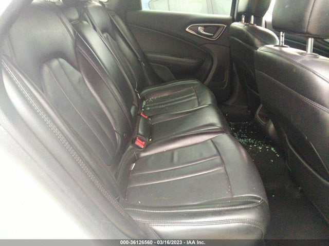 Chrysler 200 Limited Platinum 2017 1C3CCCAB1HN506414 Image 8