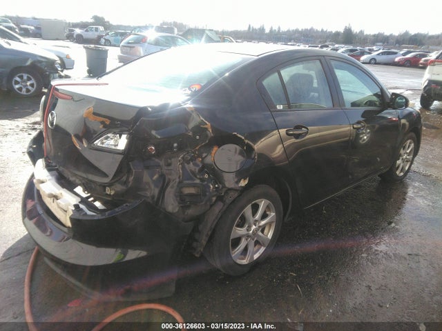 2011 MAZDA MAZDA3 I TOURING VIN: JM1BL1VG2B1449639