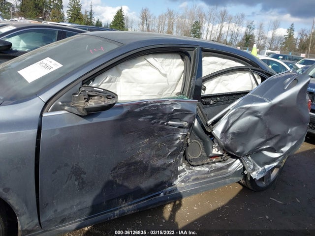 3VW5T7AJ6FM268390 Volkswagen Jetta Sedan 2.0t Gli Sel