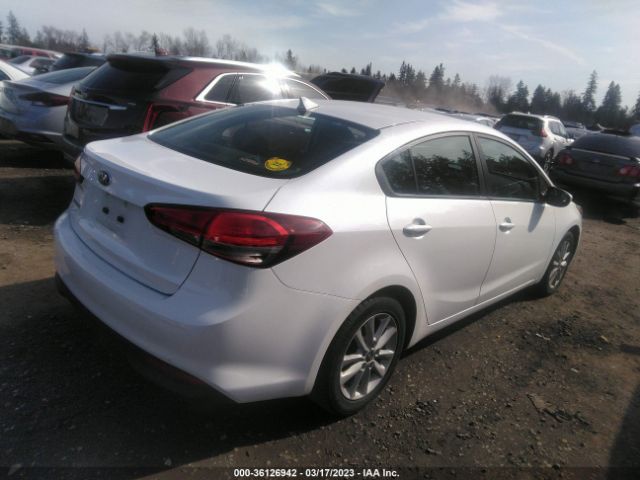 3KPFL4A7XHE056082 KIA FORTE LX