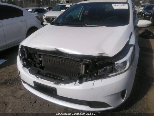 3KPFL4A7XHE056082 KIA FORTE LX