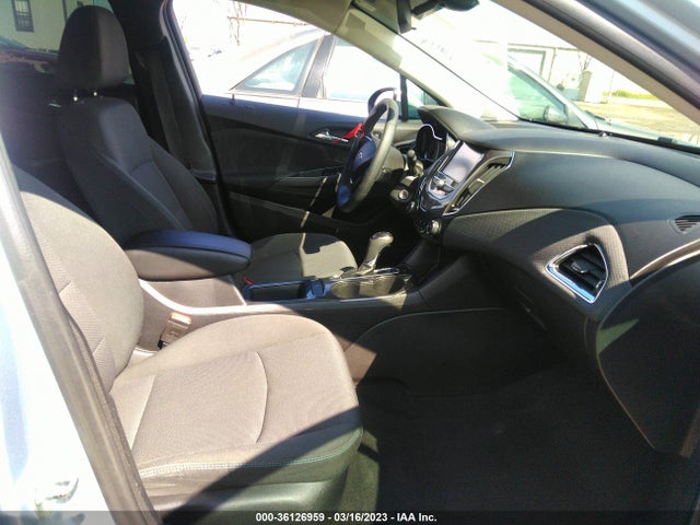 Chevrolet CRUZE LT 2018 1G1BE5SM2J7110721 Image 6