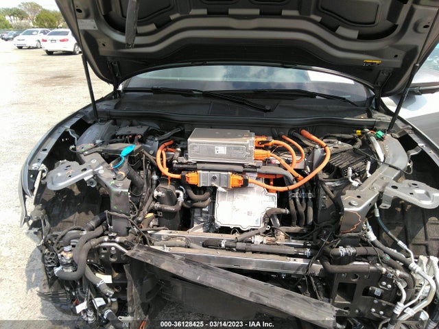 2022 Audi e-tron, VIN: WA1LAAGE2NB012285