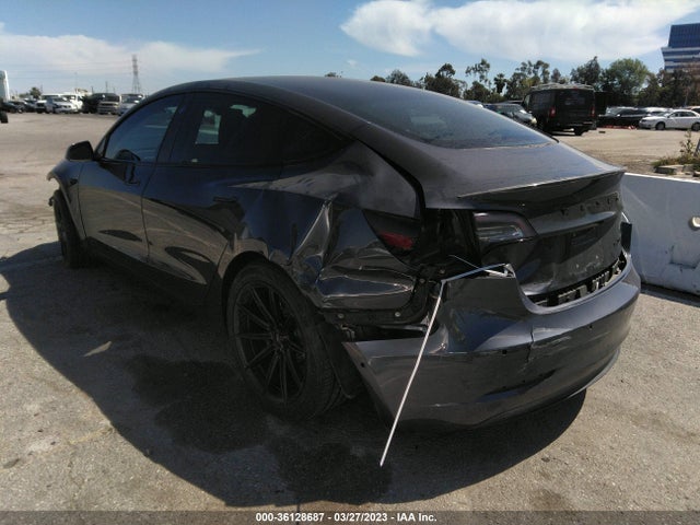 Tesla Model 3 Long Range 2018 5YJ3E1EB9JF054883 Image 4