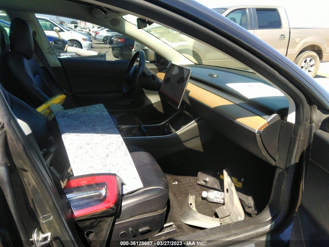 Tesla Model 3 Long Range 2018 5YJ3E1EB9JF054883 Image 6