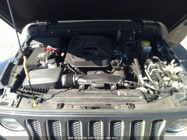 1C4HJXEN8LW167799 Jeep Wrangler Unlimited Sahara