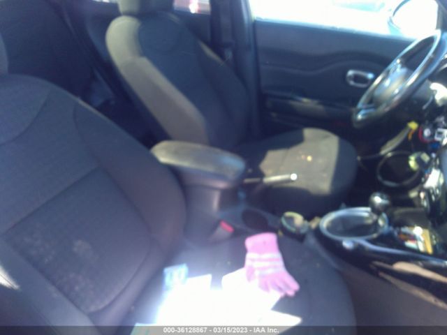 KNDJX3A51E7720983 KIA Soul !