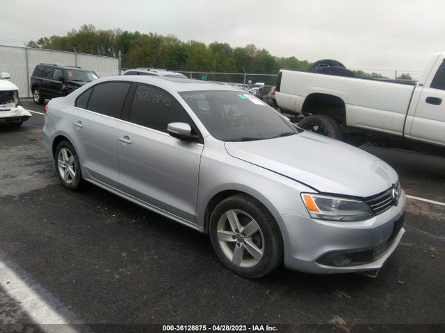 2012 VOLKSWAGEN JETTA SEDAN TDI W/PREMIUM/NAV VIN: 3VWLL7AJ3CM087363