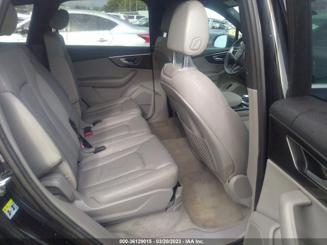 WA1LJAF72MD019338 Audi Q7 Premium Plus