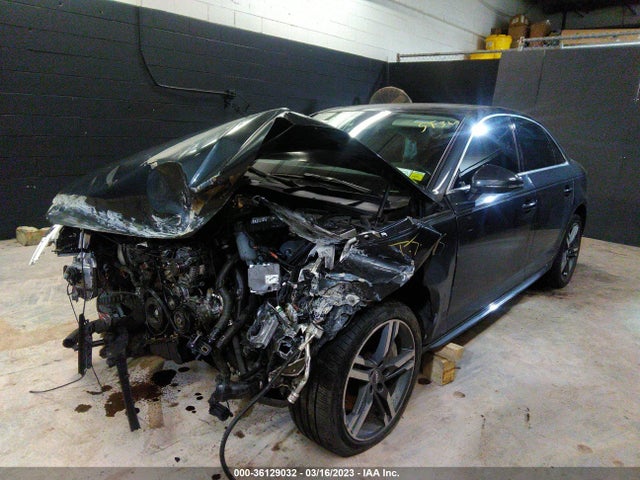 WAUENAF41JN010111 Audi A4 2.0t Tech Premium/2.0t Premium