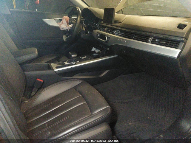 WAUENAF41JN010111 Audi A4 2.0t Tech Premium/2.0t Premium