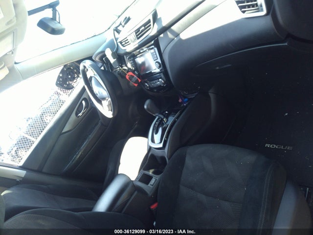 2015 NISSAN ROGUE SV VIN: 5N1AT2ML7FC891922