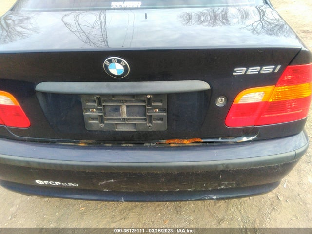 2004 BMW 3 SERIES 325I VIN: WBAAZ33474KP84078