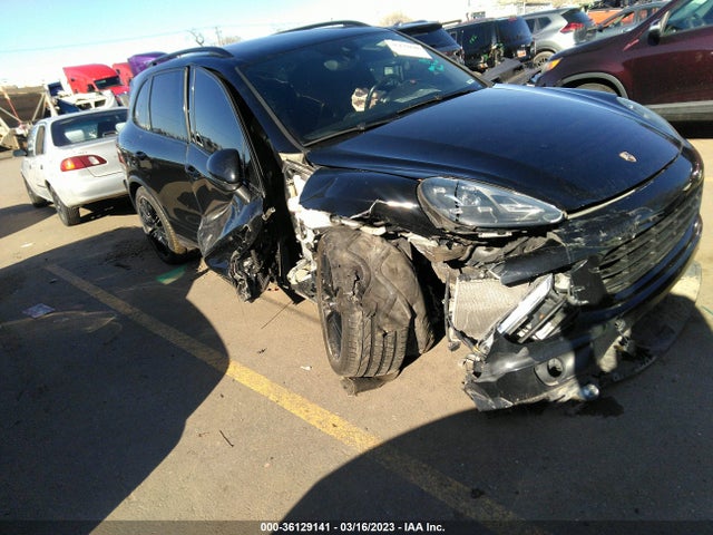 2015 Porsche Cayenne, VIN: WP1AE2A28FLA52869