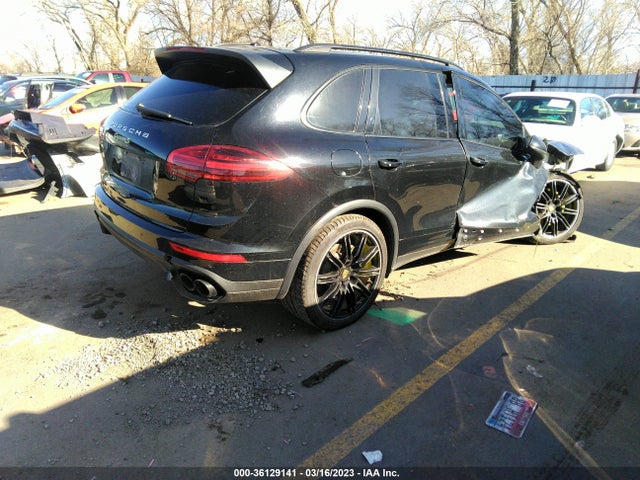 2015 Porsche Cayenne, VIN: WP1AE2A28FLA52869