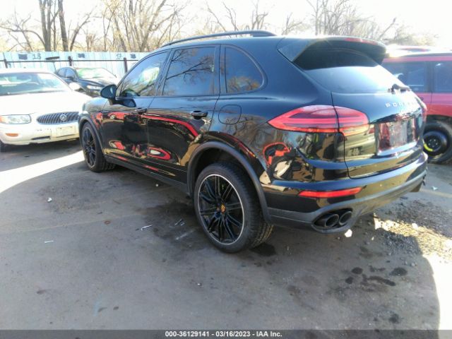 WP1AE2A28FLA52869 Porsche Cayenne S E-hybrid