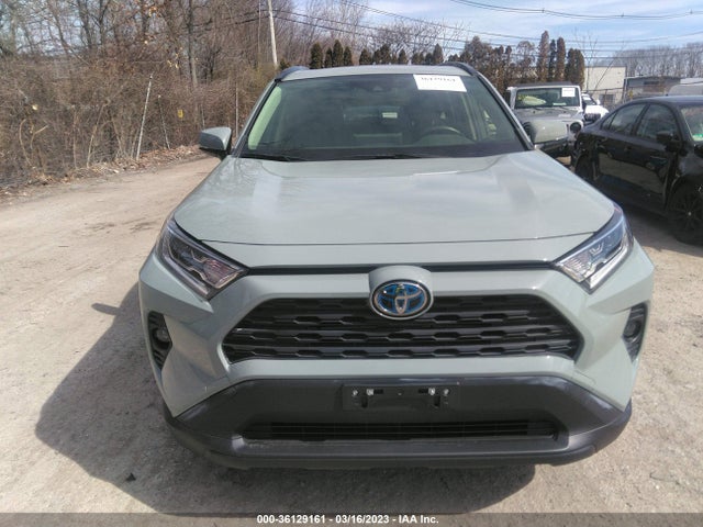 2021 Toyota RAV4, VIN: JTMRWRFV0MD124717